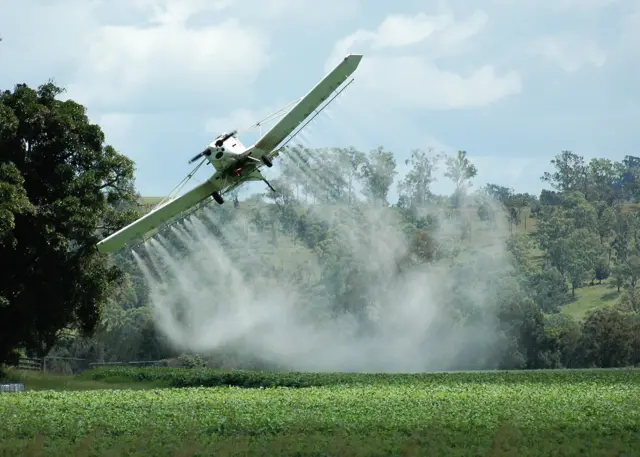 avião agrotóxico