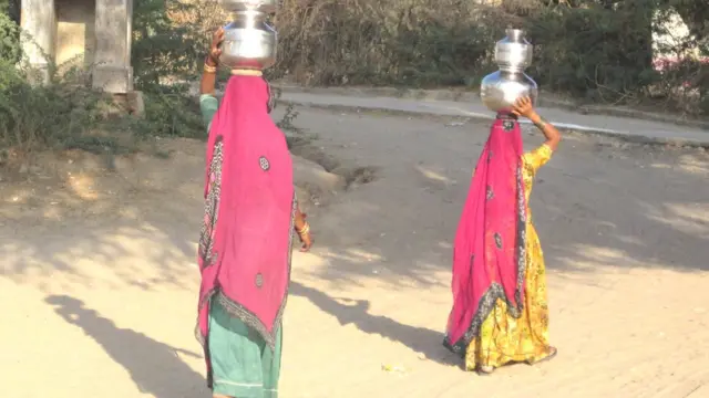 महिलाएं