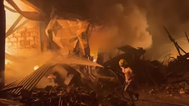 Dabka baabi'iyay suuqa Waaheen ee Hargeysa