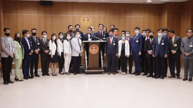 กองโฆษก พรรคก้าวไกล