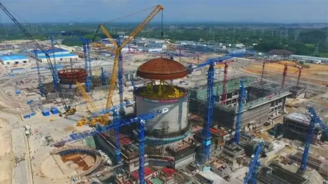 ચીને ઘણાં પાવર પ્લાન્ટ બનાવ્યા છે, પરંતુ ગાનસુ પ્રાંતમાંનો પ્લાન્ટ સૌથી અલગ છે.