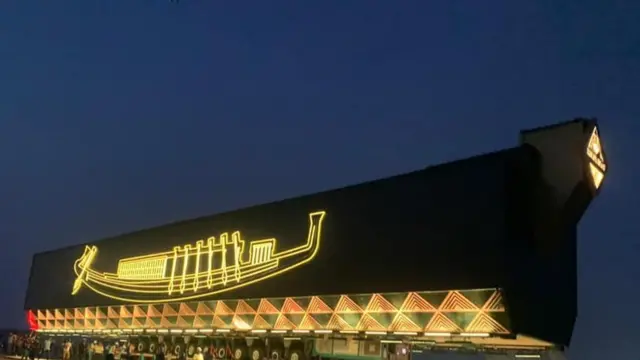 نقل "مركب الشمس" للفرعون خوفو إلى المتحف المصري الكبير