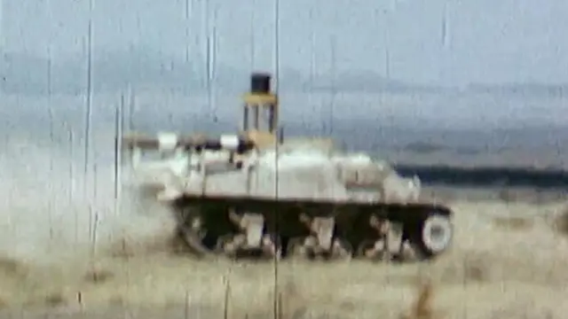 Kifaru cha M4 Sherman kiliingia kwenye eneo la majaribio 