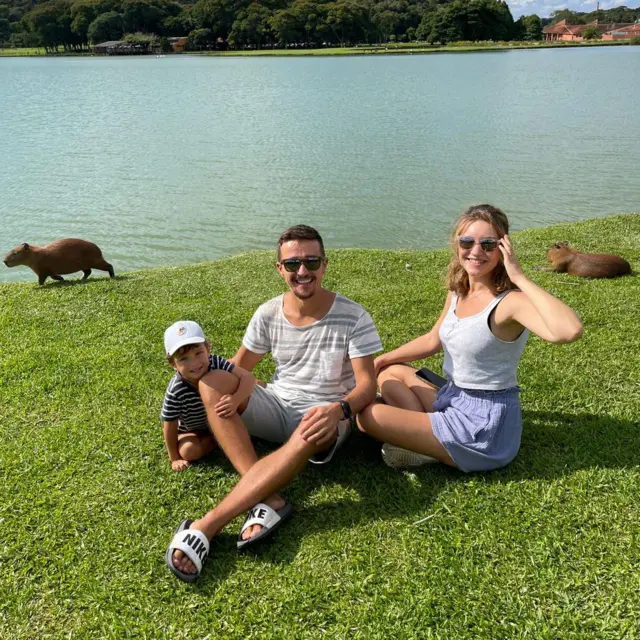 Anastasia e a famíliaconta estrela betFlorianópolis antes do nascimento do segundo filho