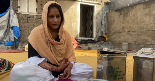 નૂરજહાં કહે છે કે તેમના પર જાણે દુ:ખનું પહાડ તૂટી પડ્યો છે