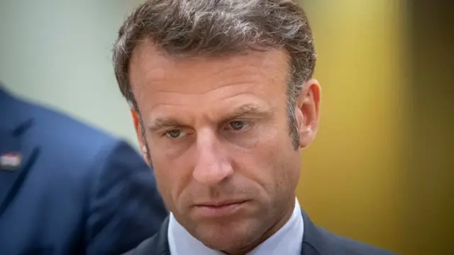 ফরাসী প্রেসিডেন্ট ম্যাক্র