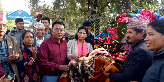 राहत वितरण