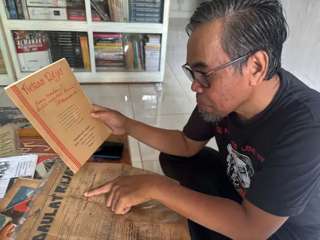 Muhidin M Dahlan, kliping, arsip