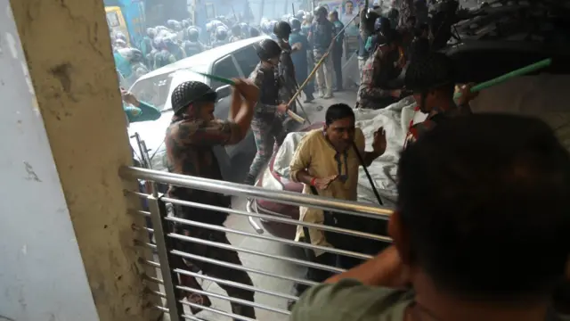 মঙ্গলবার আদালতের দৃশ্য