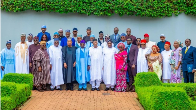 Tinubu pelu awon gomina