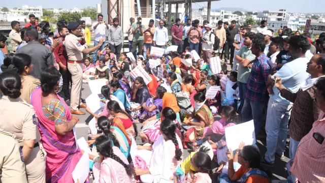 ఏక్ పోలీస్ విధానం కోసం తెలంగాణలో ఆందోళన