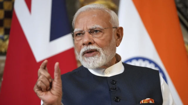 प्रधानमंत्री नरेंद्र मोदी ने दिवाली से जीएसटी सुधार लागू करने की घोषणा की है. 