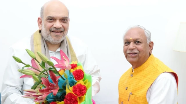 गृह मंत्री अमित शाह के साथ सुरेश पचौरी 