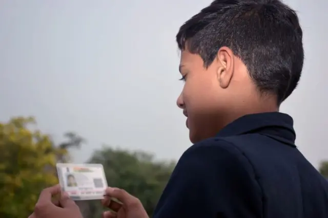 ఆధార్, బయోమెట్రిక్ అప్‌డేట్, చిన్నారులు