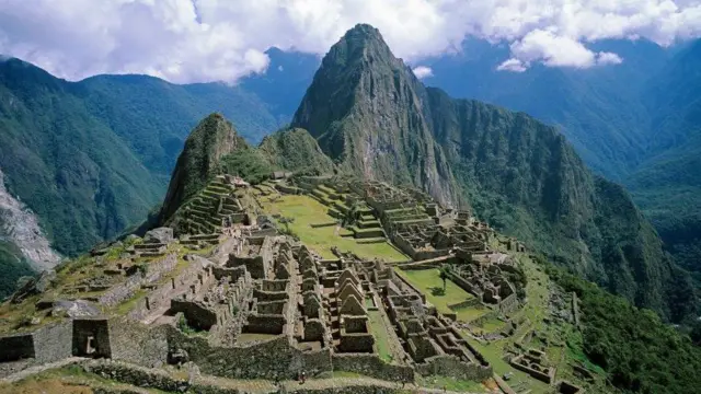 Machu Picchu kalıntıları 