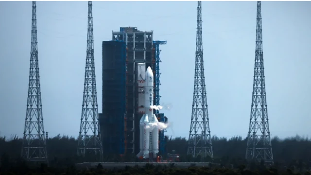 چین کا خلائی مشن