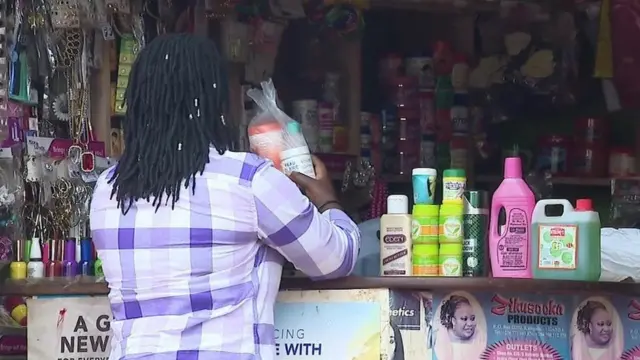 Ni rahisi sana kununua bidhaa zenye kemikali ya hydroquinone kwenye maduka ya baadhi ya nchi nyungi za Afrika, zikiwemo Afrika Mashariki