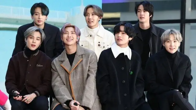 کیم جونگ اون، موسیقی سبک کیپاپ را به سرطان بدخیم شبیه دانسته