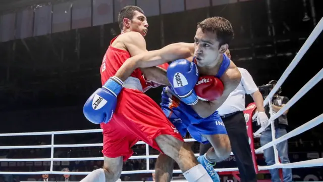 அமித் பங்கள்