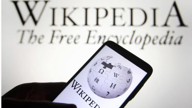 Pakistan blocks Wikipedia for 'blasphemous content