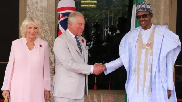 Aarẹ Buhari ati ọmọoba Charles