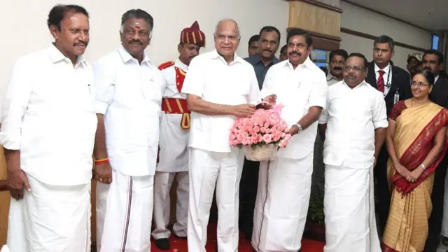 தமிழகத்தின் புதிய ஆளுனராக பன்வாரிலால் புரோஹித் பொறுப்பேற்பு