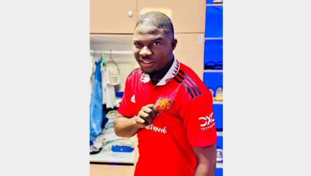 Governor Amuneke sị ya na-akwado otu egwu bọọlụ Manchester United