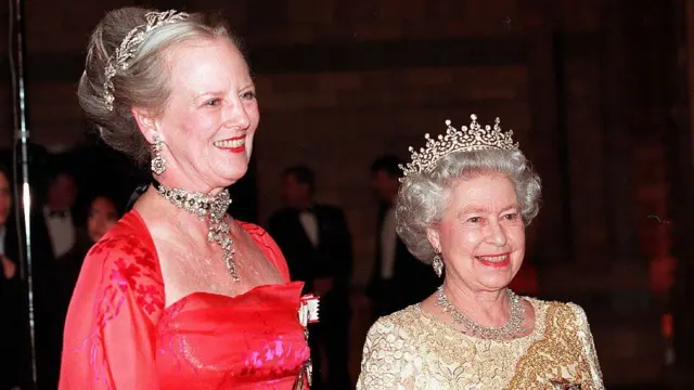 Umwamikazi Margrethe II n'Umwamikazi Elizabeth II 