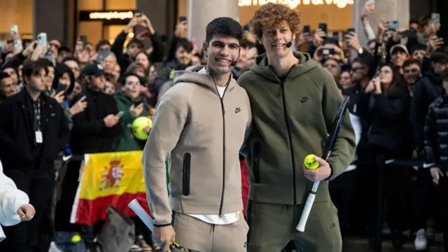 کارلوس آلکاراس (چپ) و یانیک سینر بیشترین بخت را برای پیروزی مقابل جوکوویچ در اوپن استرالیا دارند