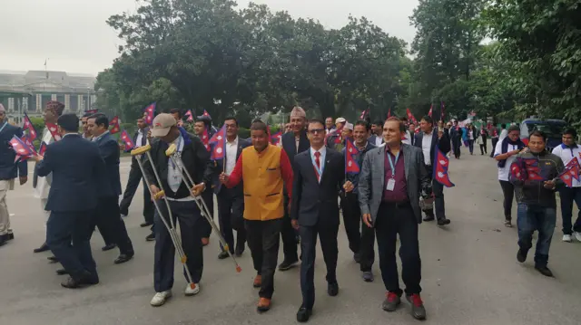 कर्मचारीहरू