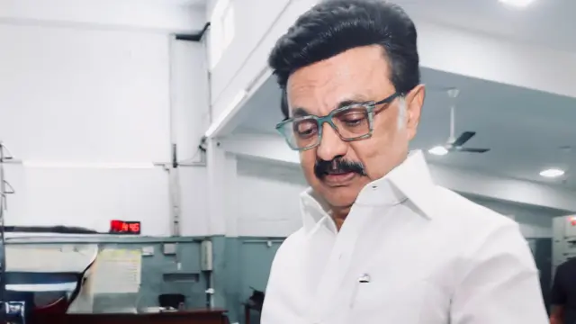 திமுகவின் அமைப்பில் மாற்றம்; பதவியைப் பெறுவதும், இழக்கப் போவதும் யார்?