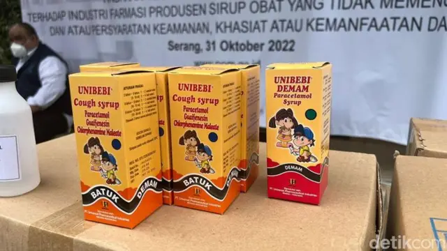 Obat sirop yang mengandung etilen glikol dan dietilen glikol.