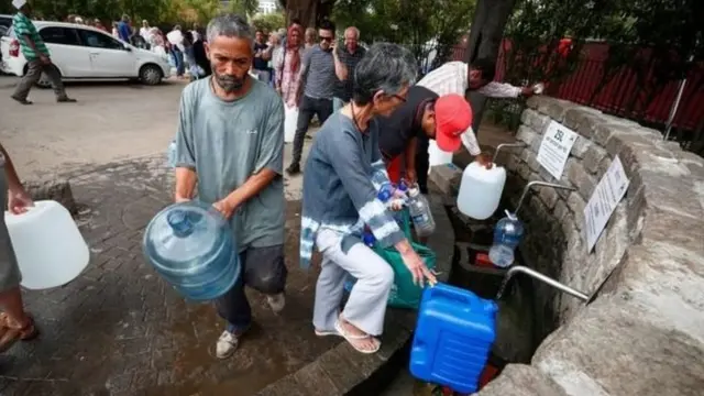 केप टाउन पाणी संकट
