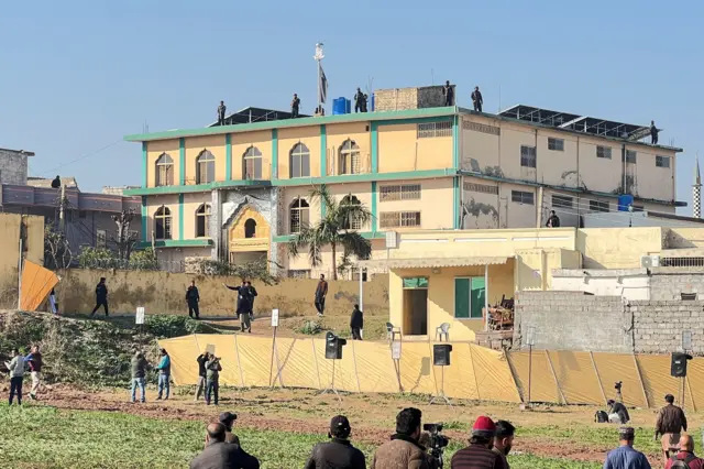 حمله به مسجد شیعیان