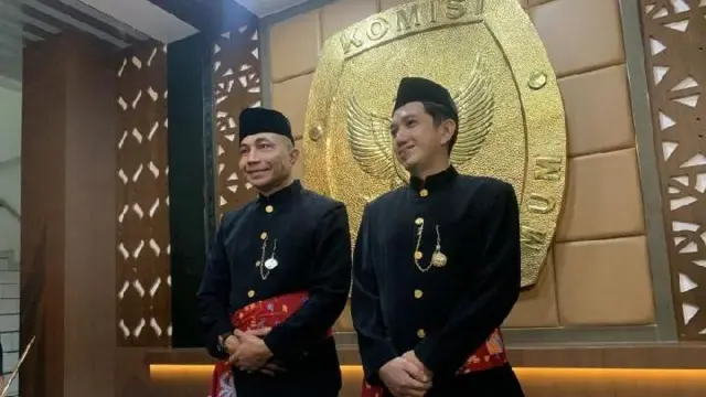 Dharma Pongrekun dan Kun Wardana mengantarkan syarat dukungan maju di Pilgub Jakarta pada 12 Mei 2024. 