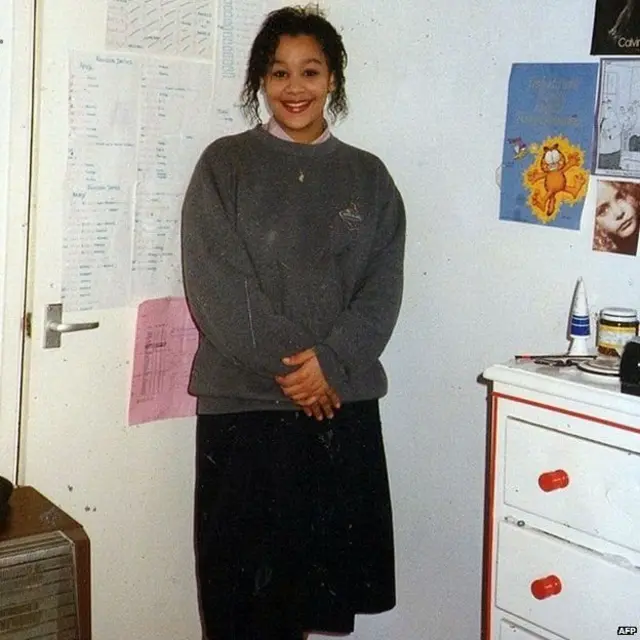 15 வயது நவோமி