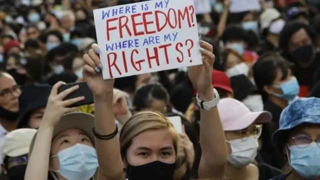 บรรยากาศในที่ชุมนุม 16 ส.ค.