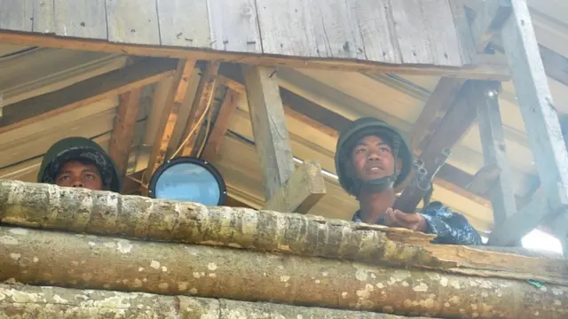 နယ်ခြားစောင့်စခန်း