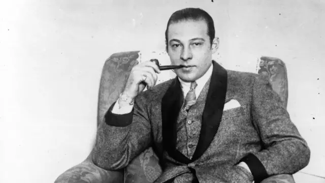 aktor, hollywood, ketampanan