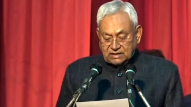 नीतीश कुमार