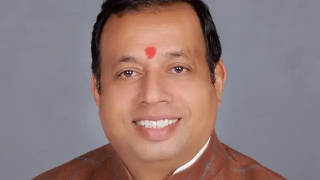बीकेटीसी अध्यक्ष हेमंत द्विवेदी ने दावा किया कि कांग्रेस प्रदेश अध्यक्ष गणेश गोदियाल के कार्यकाल के दौरान भी वित्तीय और प्रशासनिक अनियमितताओं के आरोप लगे थे