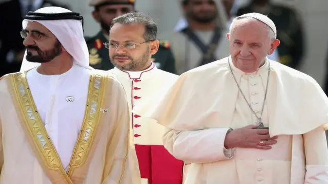 அமீரகம் சென்றடைந்த போப் பிரான்சிஸ்