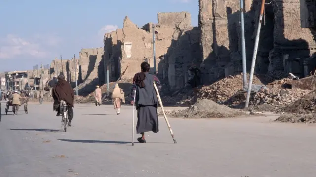 کابل ۱۹۹۰ م کلونه