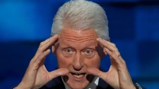 الرئيس الأمريكي الأسبق بيل كلينتون كان عضواً في المجمع الانتخابي عام 2016