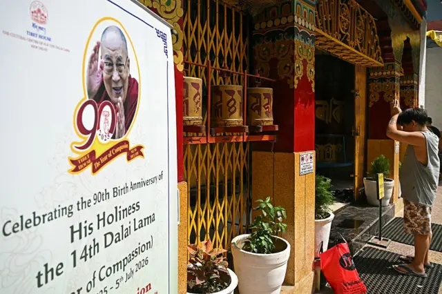 তার জন্মদিন রোববার হলেও উদযাপন শুরু হয়ে গিয়েছে