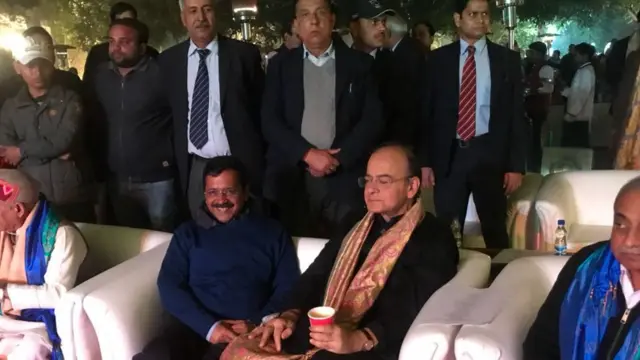 केजरीवाल और जेटली