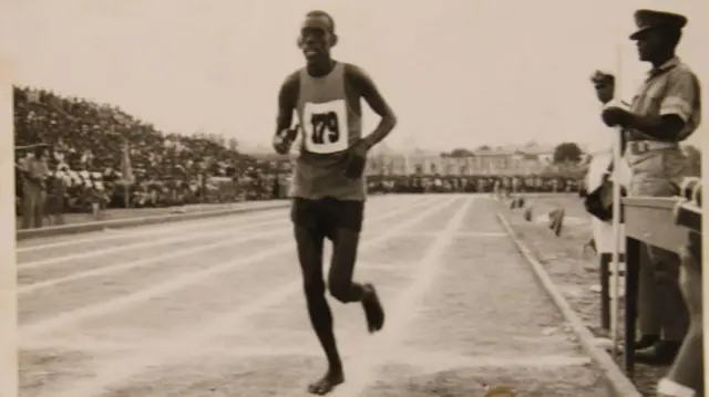 Waamii Birraatuu dirree dorgommii fiigicharratti wayita hirmaatan