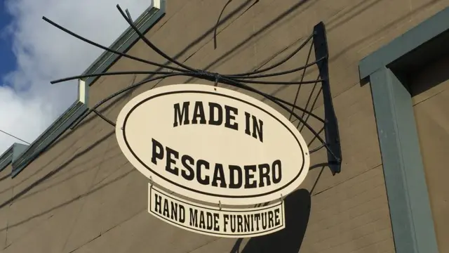 Cartel en Pescadero, California