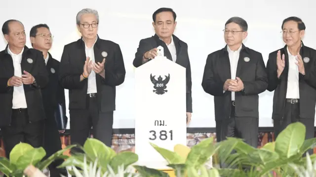 พล.อ.ประยุทธ์ ลงพื้นที่จังหวัดเลย