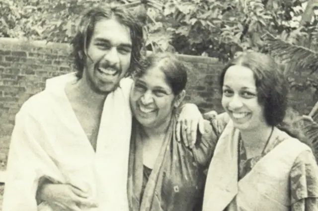 కొడుకు, కూతురుతో స్నేహలత